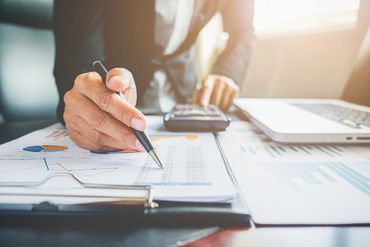 cooperation-analyst-chart-professional-paper-economics (2)